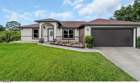2705 41st St W, Lehigh Acres, FL 33971