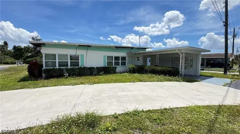 8140 Cleaves Rd, North Fort Myers, FL 33903