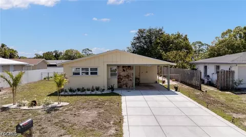 4855 West Dr, Fort Myers, FL 33907