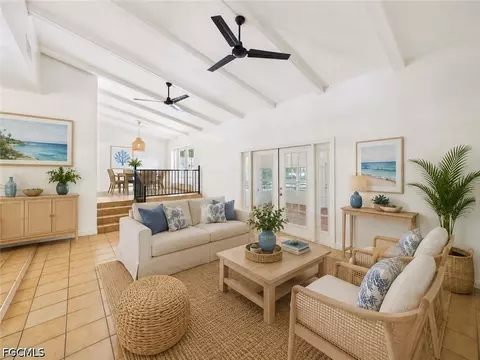 794 Hydrangea Dr, North Fort Myers, FL 33903