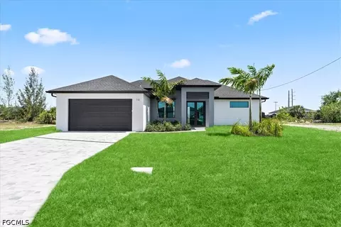 10 NE 9th St, Cape Coral, FL 33909