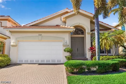 8369 Sumner Ave, Fort Myers, FL 33908