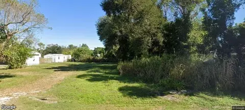 8229 Penny Dr, North Fort Myers, FL 33917