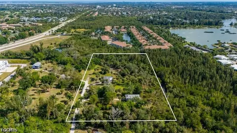 70467058 Maida Ln, Fort Myers, FL 33907