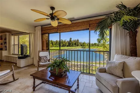 5950 Trailwinds Dr #224, Fort Myers, FL 33907