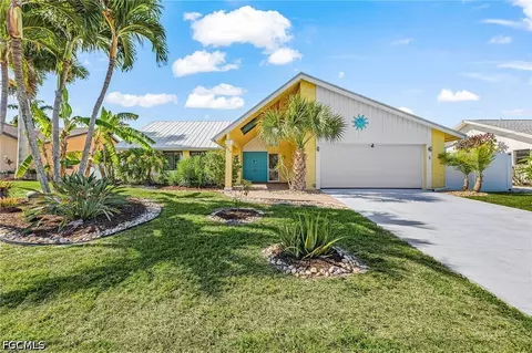 920 SE 33rd St, Cape Coral, FL 33904