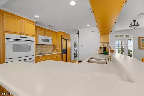 128 Useppa Is, Captiva, FL 33924 photo 17