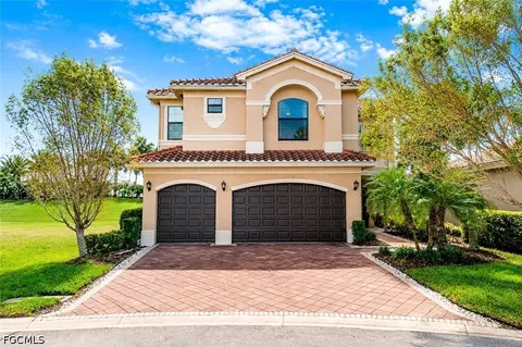 10143 Chesapeake Bay Dr, Fort Myers, FL 33913