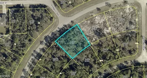514 S Nimitz Blvd, Lehigh Acres, FL 33974