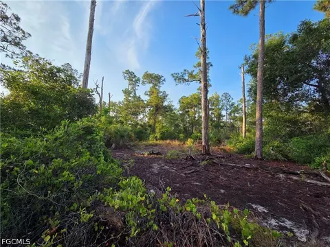 4504 E 7th St, Lehigh Acres, FL 33972