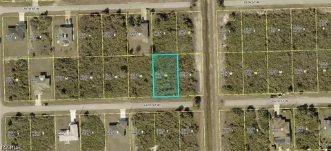 2902 69th St W, Lehigh Acres, FL 33971