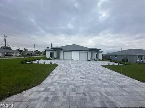 501-503 SE 5th Pl, Cape Coral, FL 33990