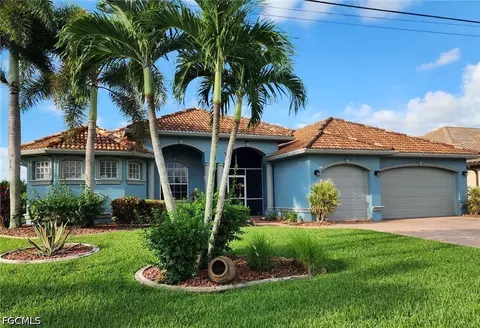 228 SE 30th Ter, Cape Coral, FL 33904