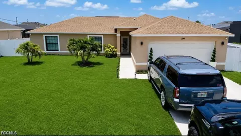 100 NW 13th Pl, Cape Coral, FL 33993
