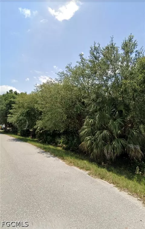 1453 Dublin Cir, Moore Haven, FL 33471