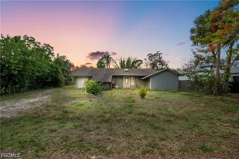 213 Lincoln Ave, Lehigh Acres, FL 33936
