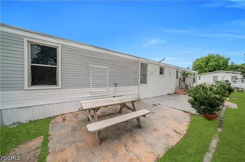 8106 Penny Dr, North Fort Myers, FL 33917