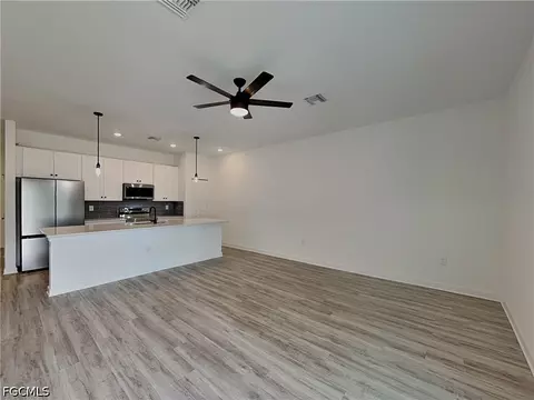 1115-1117 Abrams Blvd, Lehigh Acres, FL 33971