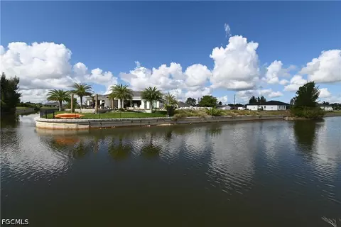 432 SW 22nd St, Cape Coral, FL 33991