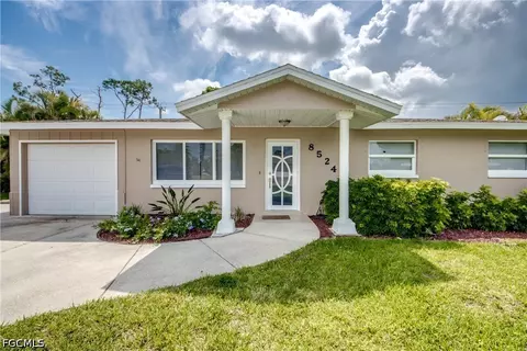 8524 Dartmouth St, Fort Myers, FL 33907