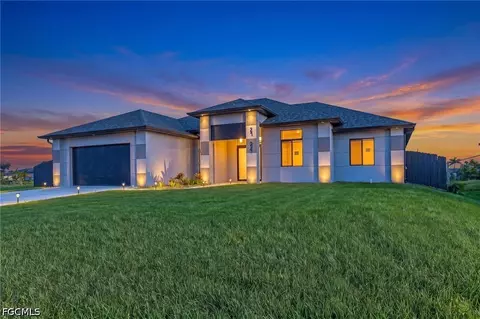 2724 NW 7th Pl, Cape Coral, FL 33993