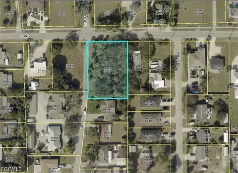 27815 Lime St, Bonita Springs, FL 34135
