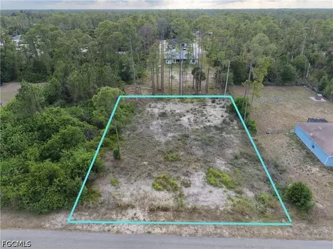 1007 Edison Ave, Lehigh Acres, FL 33972