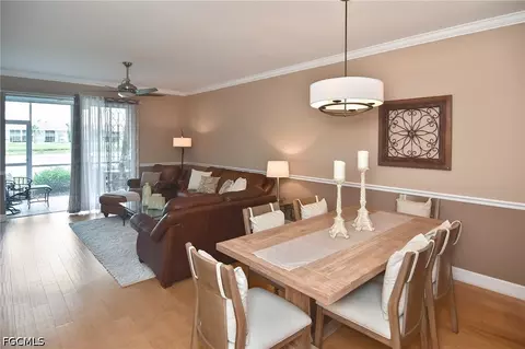 8099 Queen Palm Ln #212, Fort Myers, FL 33966