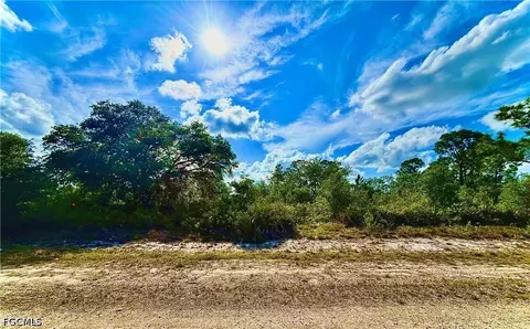 726 Kohler Ave, Lehigh Acres, FL 33972