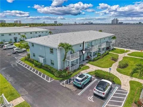333 N Key Dr #2, North Fort Myers, FL 33903