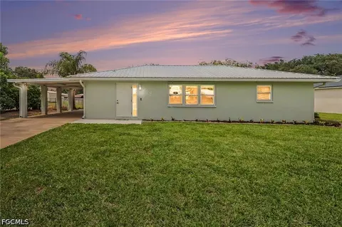 205 Sugarland Cir E, Clewiston, FL 33440