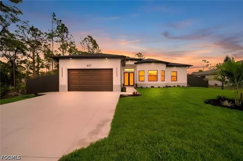 807 Dudley Ave S, Lehigh Acres, FL 33974