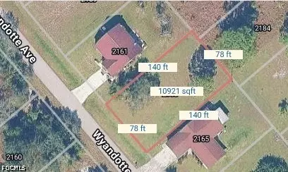 2163 Wyandotte Ave, Alva, FL 33920