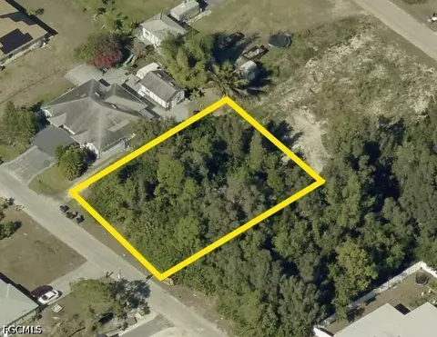 51405142 26th St SW, Lehigh Acres, FL 33973