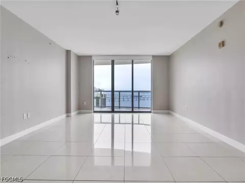 3000 Oasis Grand Blvd #2905, Fort Myers, FL 33916