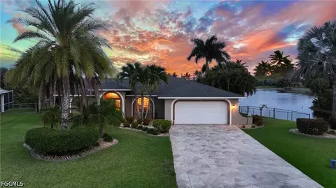 515 Gleason Pkwy, Cape Coral, FL 33914