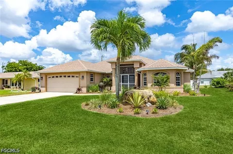 3613 SE 3rd Pl, Cape Coral, FL 33904