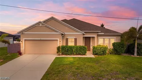 12 SW 22nd Ave, Cape Coral, FL 33991