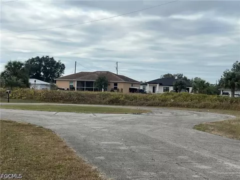 3007 Mecca Ct, Labelle, FL 33935