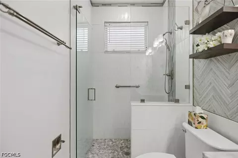 Bath - 20700 Persimmon Pl, Estero, FL 33928 photo 2 of 3