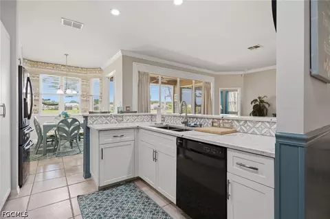 Kitchen - 20700 Persimmon Pl, Estero, FL 33928 photo 5 of 6