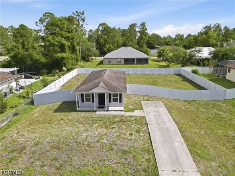 3824 17th St W, Lehigh Acres, FL 33971