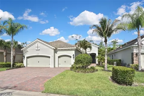 8352 Preserve Point Dr, Fort Myers, FL 33912