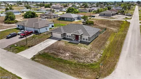 1801 NW 5th Pl, Cape Coral, FL 33993