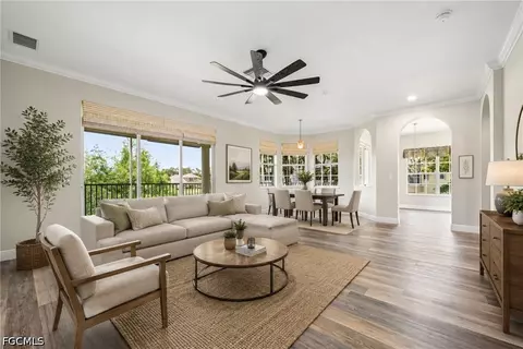 13921 Avon Park Cir #204, Fort Myers, FL 33912
