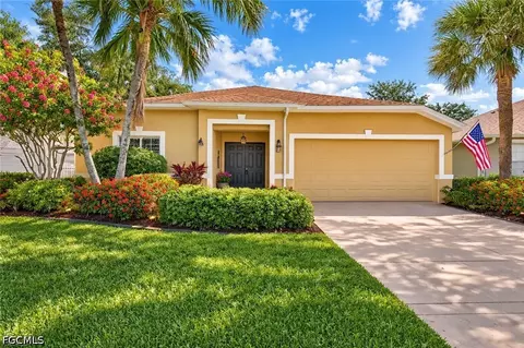 12835 Oakpointe Cir, Fort Myers, FL 33912