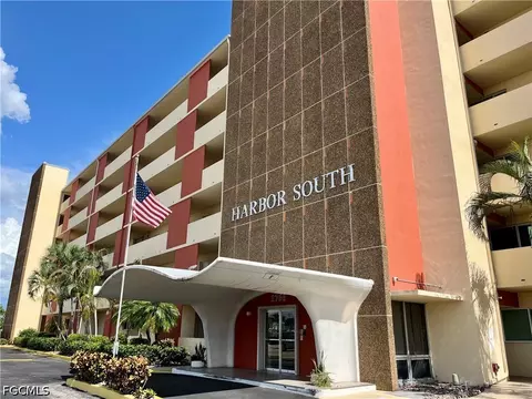 1766 Cape Coral Pkwy E #104, Cape Coral, FL 33904