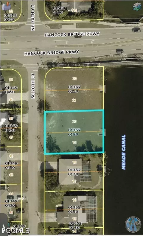 7 SE 20th Ct, Cape Coral, FL 33990