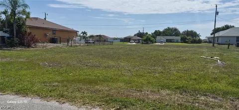 1321 NE 21st Pl, Cape Coral, FL 33909