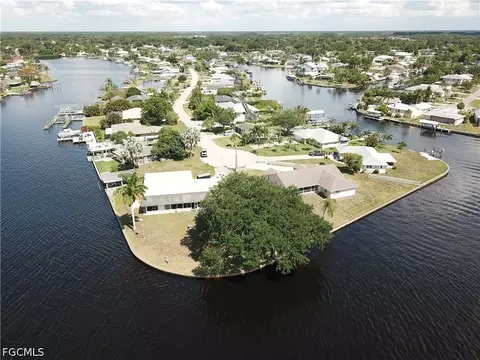 13208 Marquette Blvd, Fort Myers, FL 33905